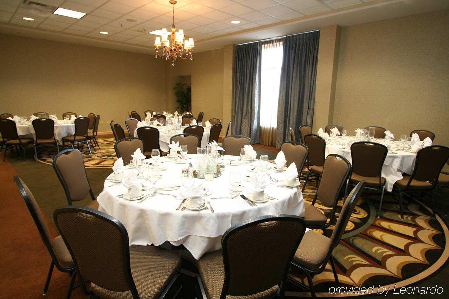 Hilton Garden Inn Toledo / Perrysburg Restaurant photo